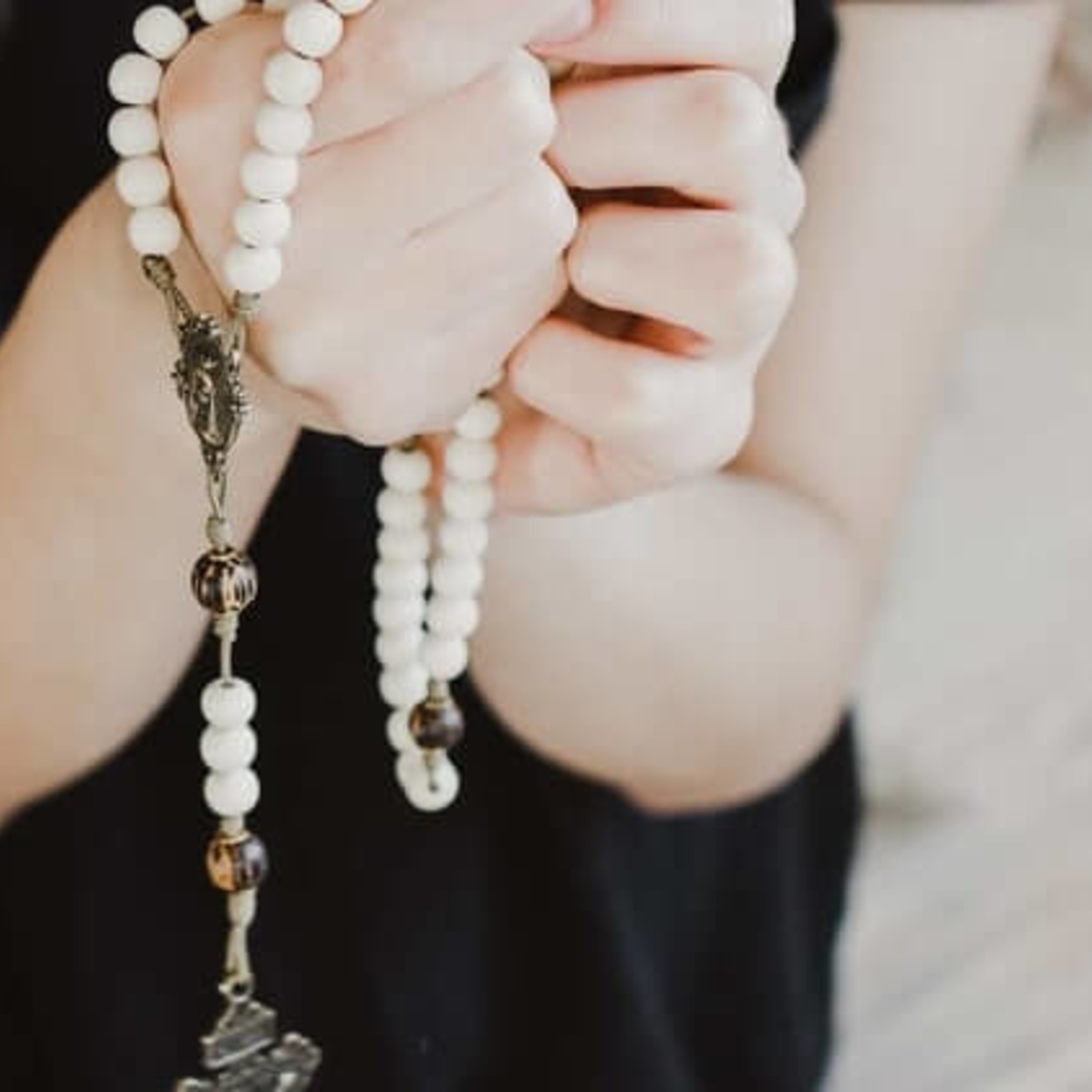 How to Pray the Rosary Deeply: 5 Strategies That Really Help
