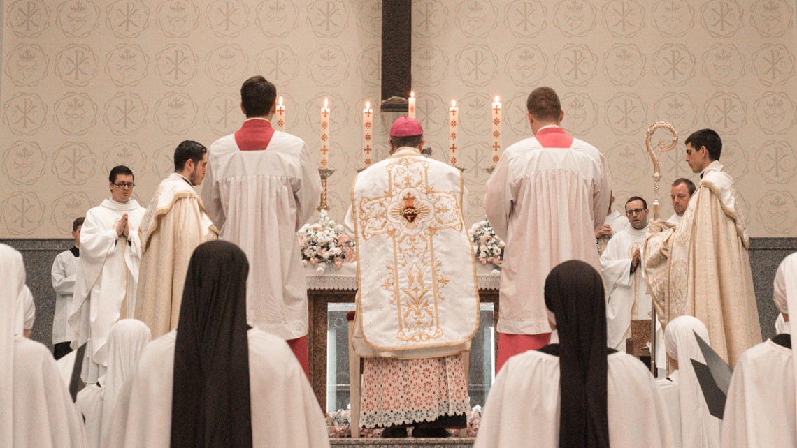 How to Easily Grasp The Latin Mass: A Step-by-Step Explanation
