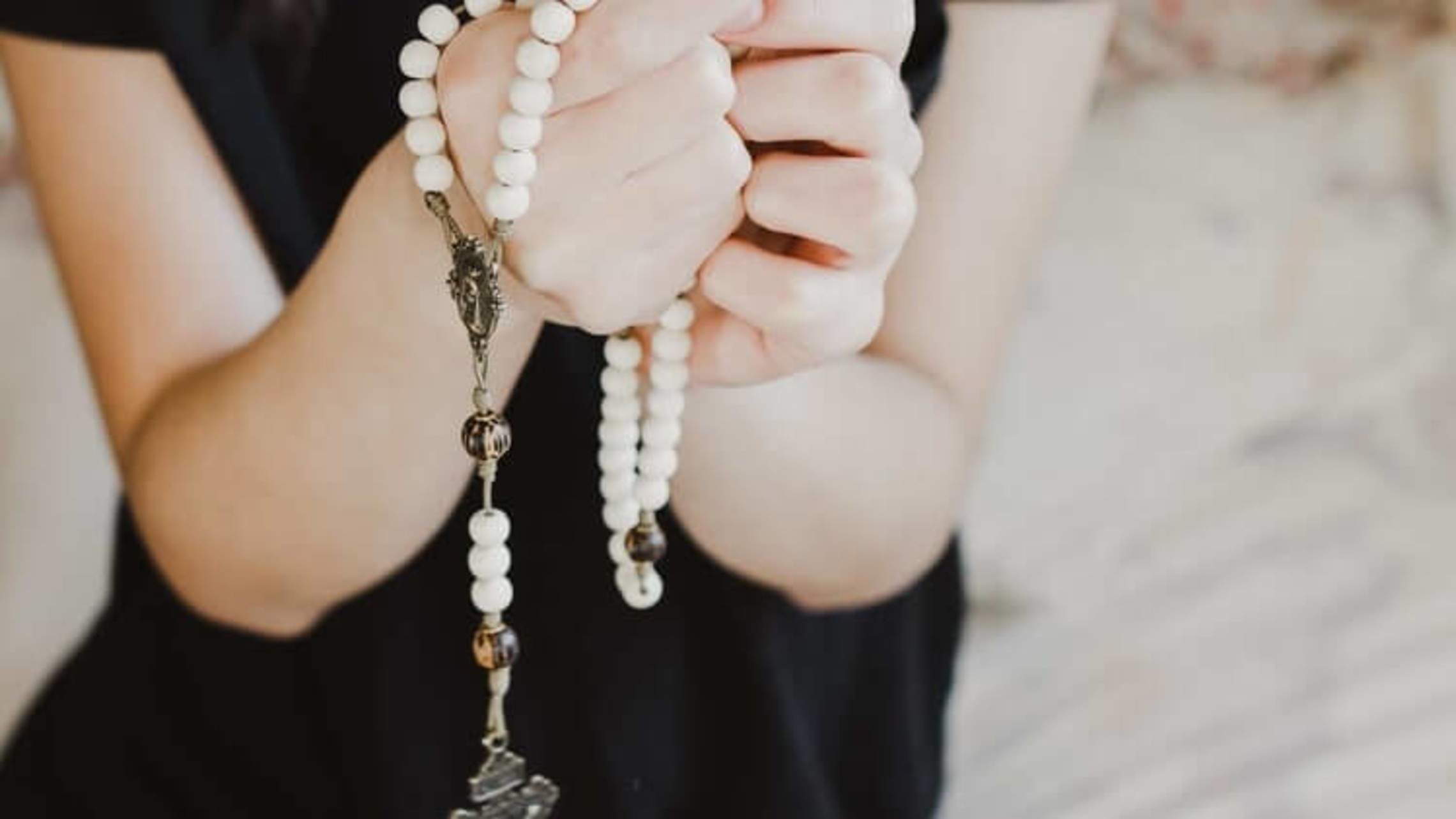 How to Pray the Rosary Deeply: 5 Strategies That Really Help