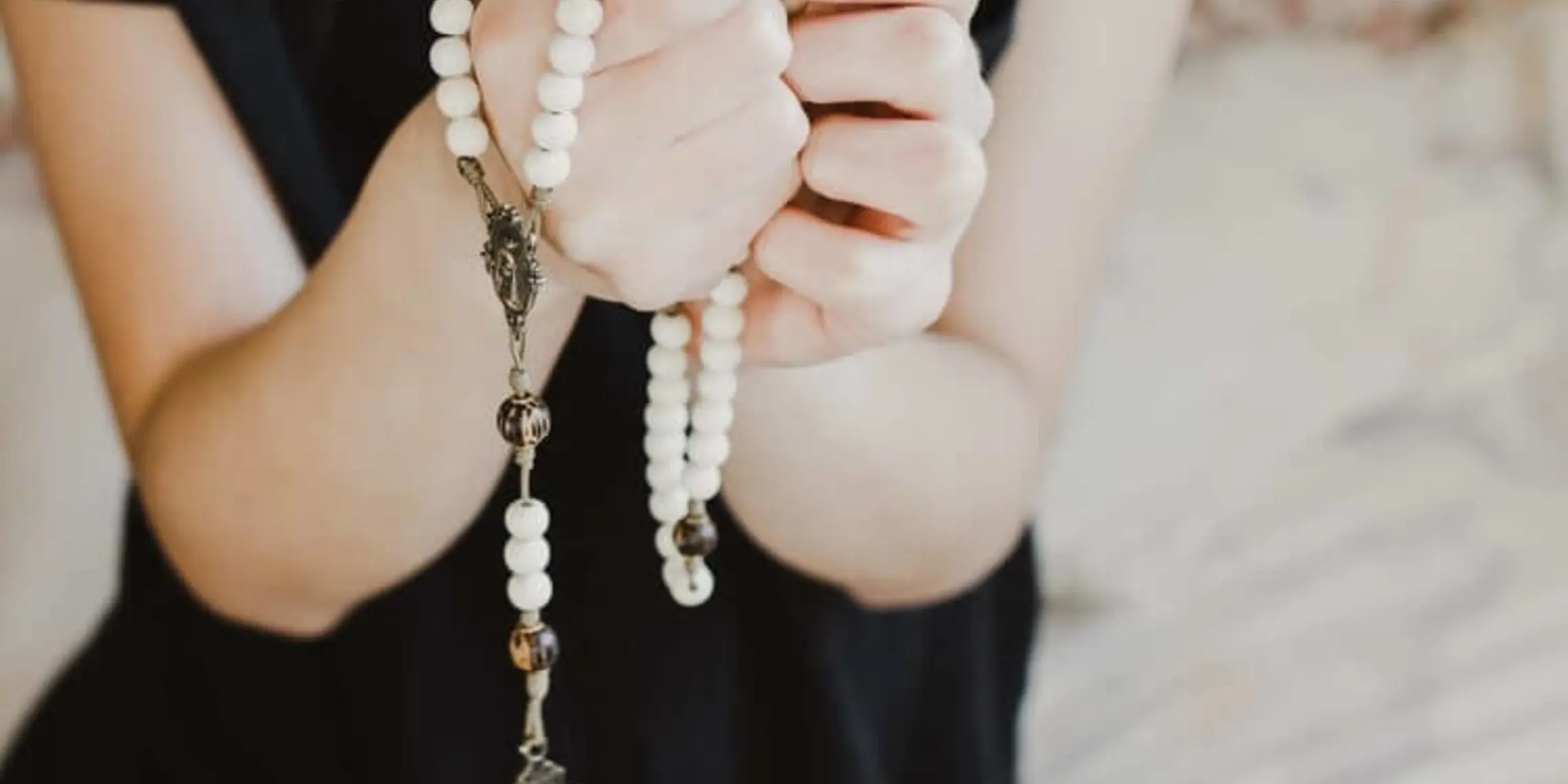 How to Pray the Rosary Deeply: 5 Strategies That Really Help
